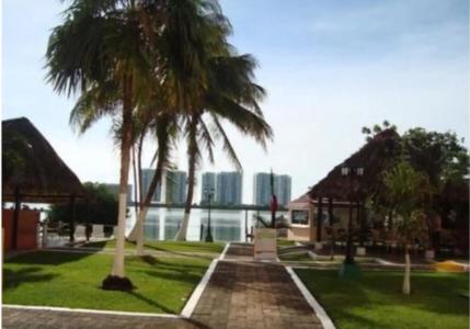 Grand Royal Lagoon - 11