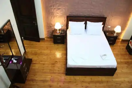 Kmt Hostel - 24
