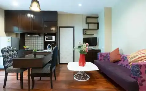 Greenview Ekkamai10 Residence - 6