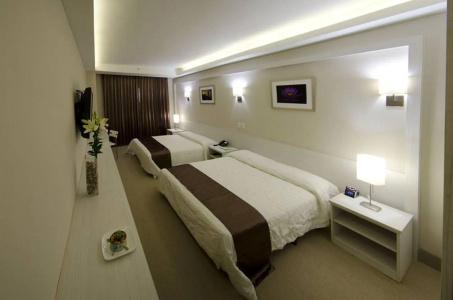 Weston Suites & - 22