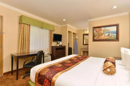 Rodeway Inn San Diego Near SDSU - 2