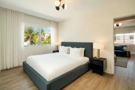 Kenmore Village, South Beach - 86