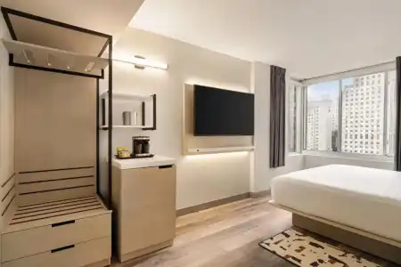 DoubleTree by Hilton New York Midtown Fifth Ave - 41