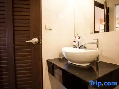 The Aim Sathorn - 80