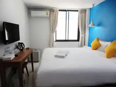 Tiya House Rooms & Cafe - 2