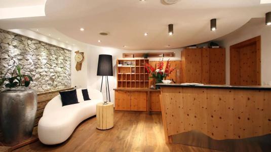 LARET private Boutique - Adults only - 15