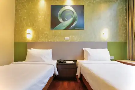 Siloso Beach Resort, Sentosa - 32