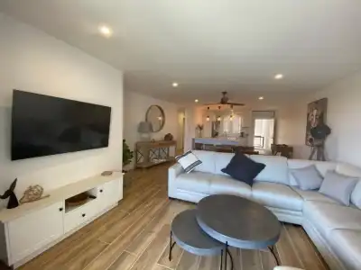Bay Royal Apartments - 162