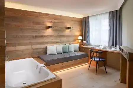 Romantikhotel - 109