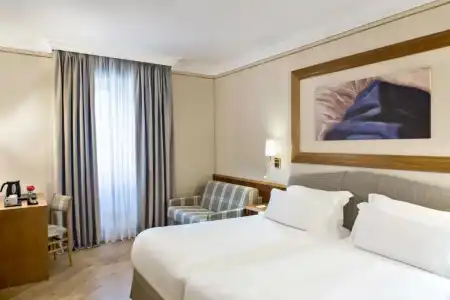 Renaissance Naples Mediterraneo - 74