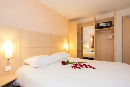 ibis Cannes Centre - 5
