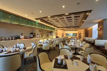 Evergreen Laurel Shanghai - 17