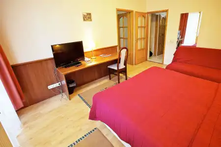 Gold Apartments - 5
