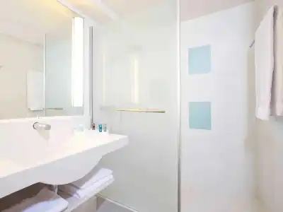 Novotel Caen Cote De Nacre - 48