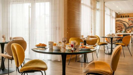 Kyriad Prestige Vannes Centre – Palais Des Arts - 34