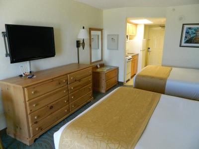 Tropical Winds Resort - 5
