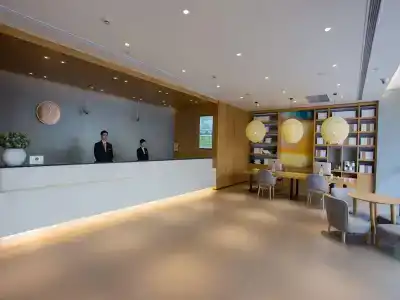 JI Shanghai Hongqiao Jinhui Road - 1