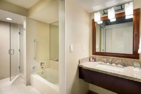 Newport Beach Marriott Bayview - 7