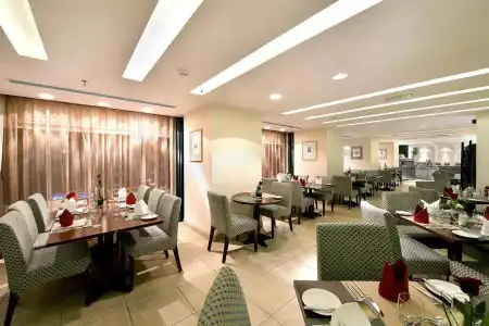 City Seasons Al Hamra - 3