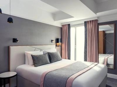 Mercure - 31