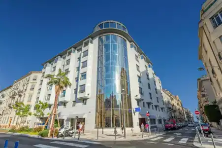 Goldstar Apartments & Suites - 23