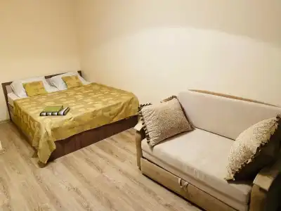 Like Home Hostel Almaty - 11