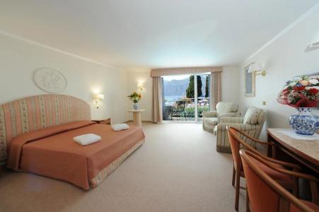 Excelsior Bay - 20