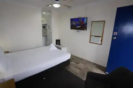 Reign Inn Newcastle - 36