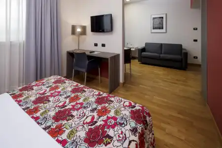 Best Western Falck Village - 79
