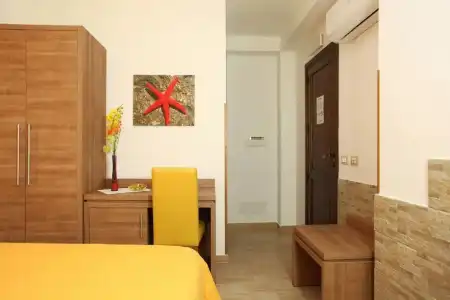 Coralia Bed and Breakfast - 53