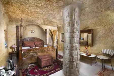 Romantic Cave - 45