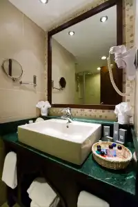 Crowne Plaza Antalya - 37