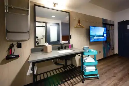 Moxy New Orleans Downtown French Quarter - 49