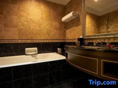 Orchard Parksuites - 120