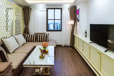Sun Halong - 28