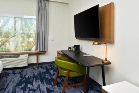 Fairfield Inn & Suites Charlotte University Research Park - 24