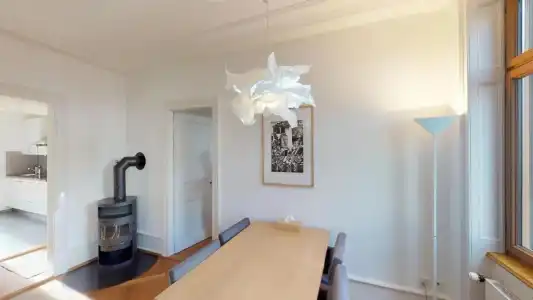 Unique Serviced Living at Airport Line - 27