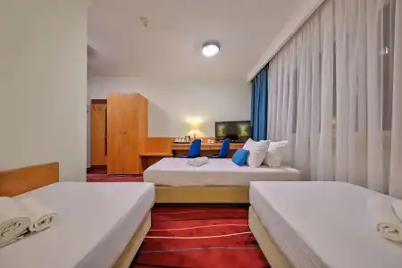 Best Western Portos - 49