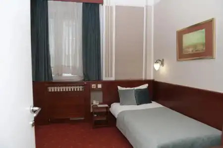 Palace - 20