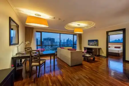 Bandara Silom Suites - 183