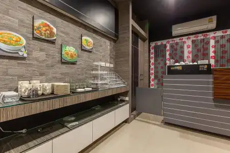 D Box Hostel - 12