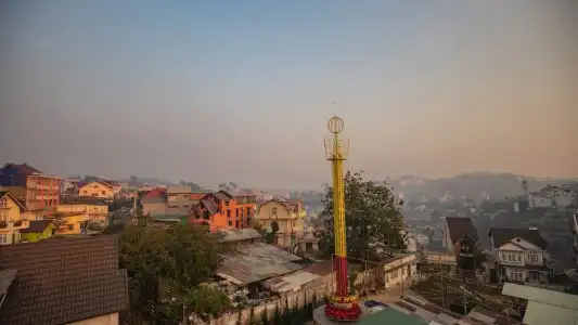 Ngan Pho Studio & - 116