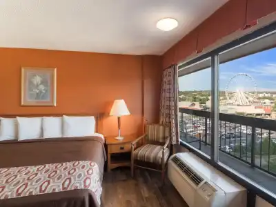 Mountain Vista Inn & Suites - 42