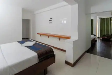 Samathi Lake Resort - 19