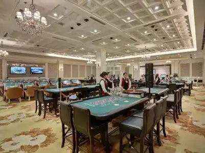 Royal Halong - 23