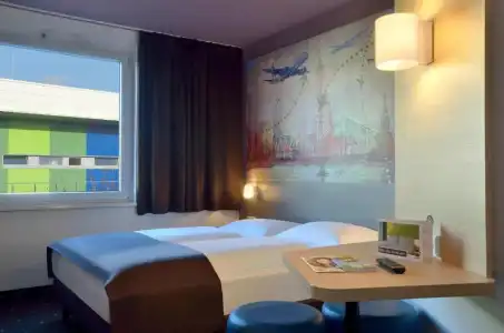B&B Düsseldorf-Airport - 30