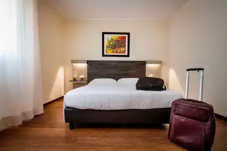 Astoria Palace - 2