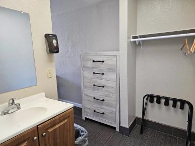 Canyon Inn Motel - 18
