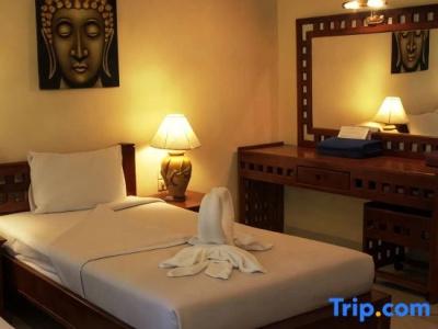 Top Resort - 200