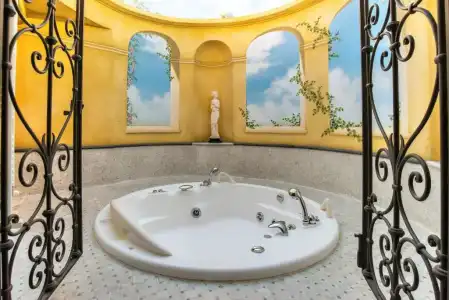 Alba Palace - 81